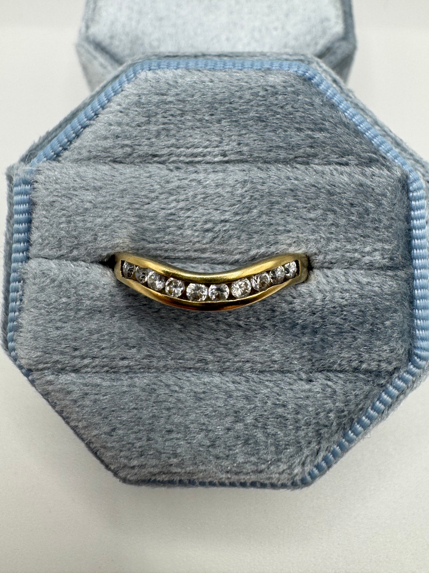 9ct gold cz wishbone ring