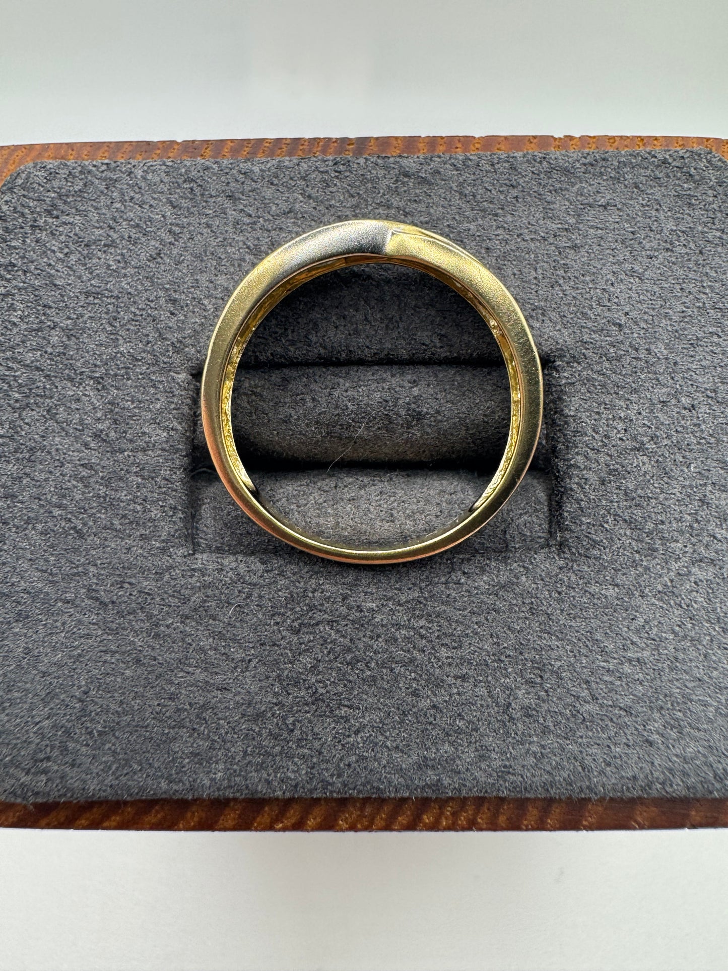 9ct gold diamond crossover ring