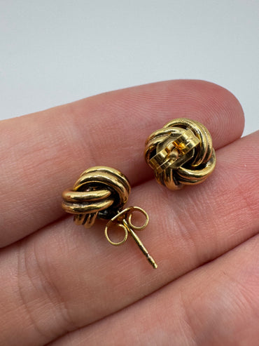 9ct gold knot earrings