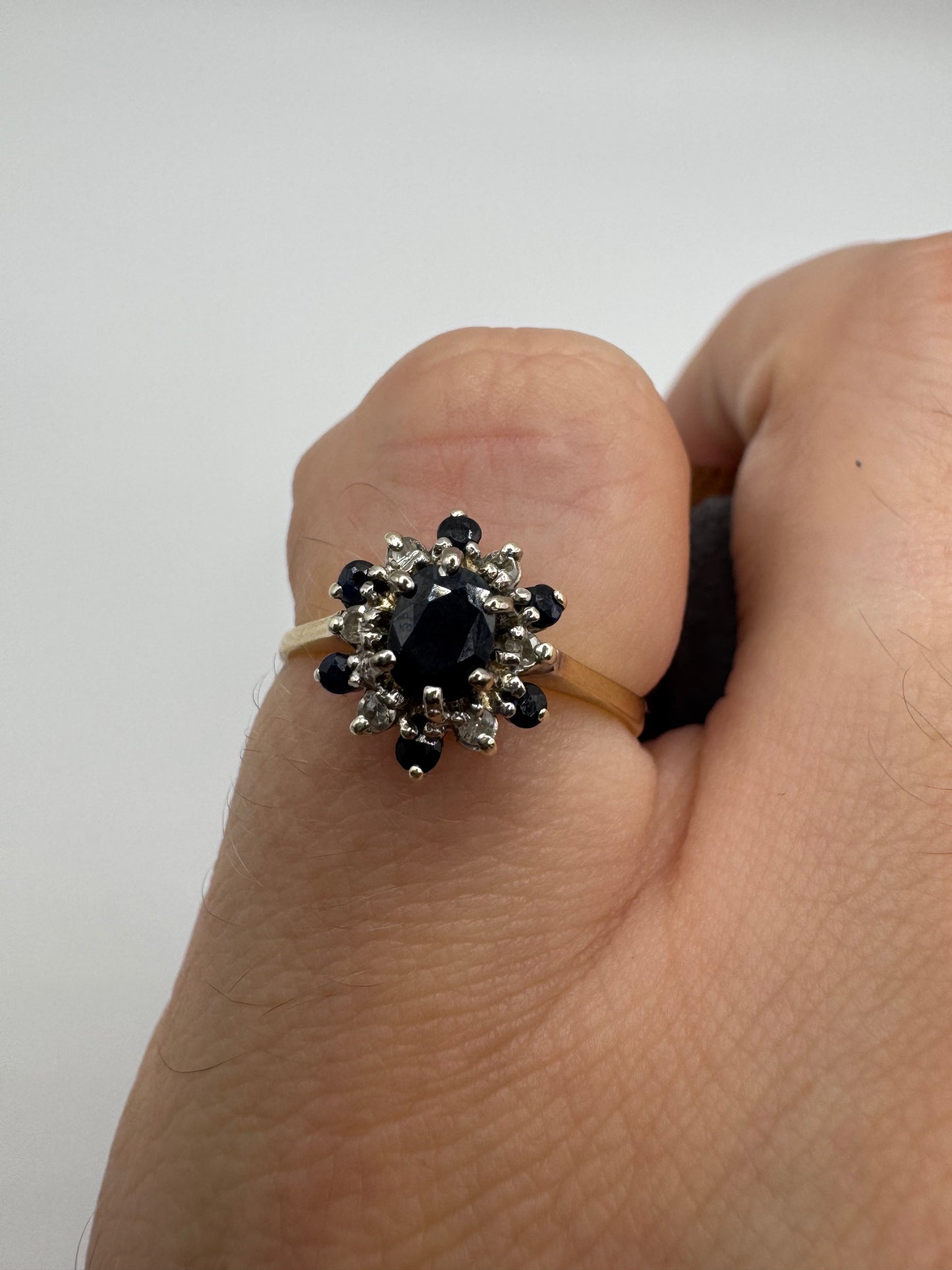 9ct gold sapphire and diamond ring