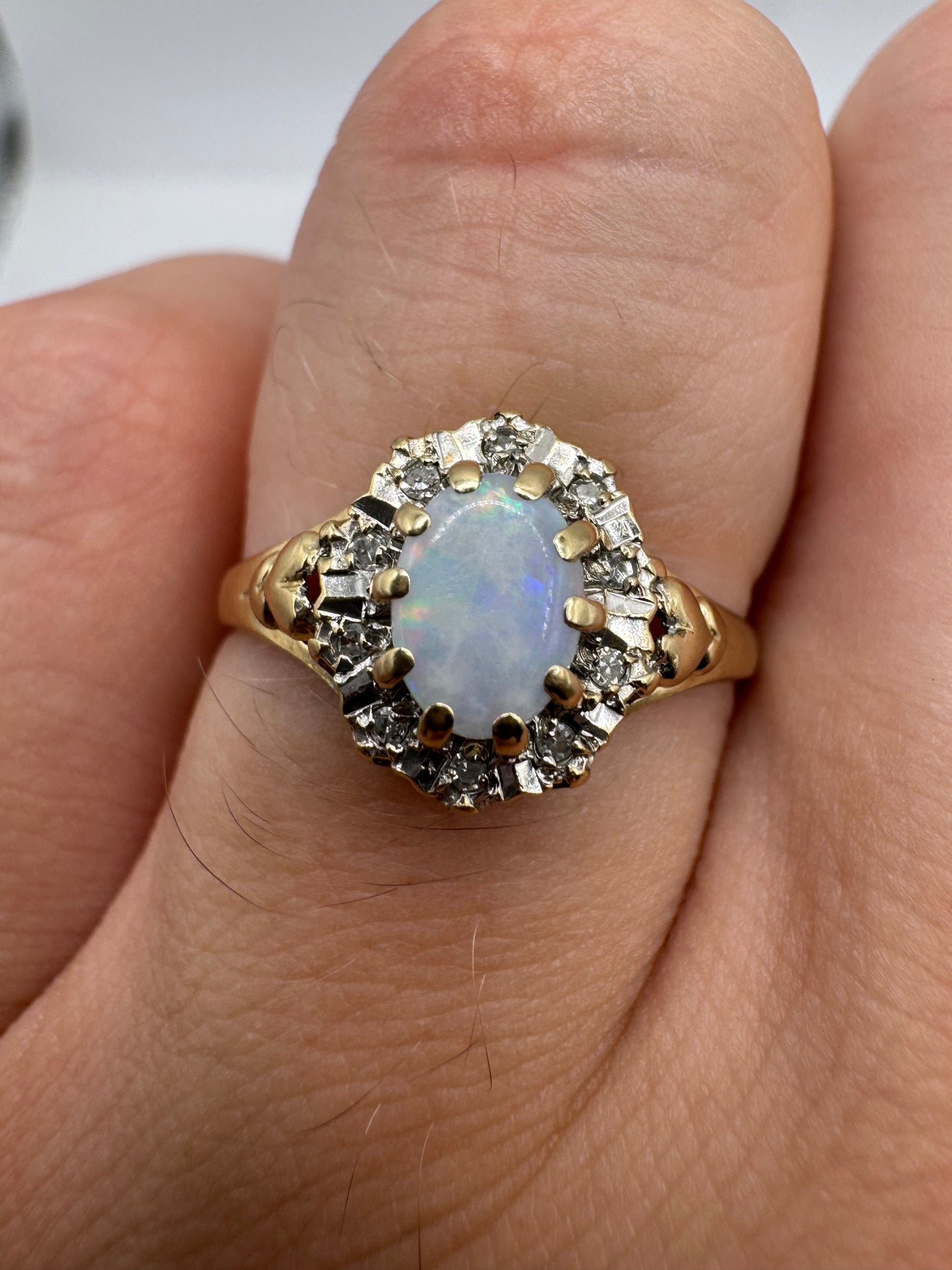 9ct gold opal and diamond ring