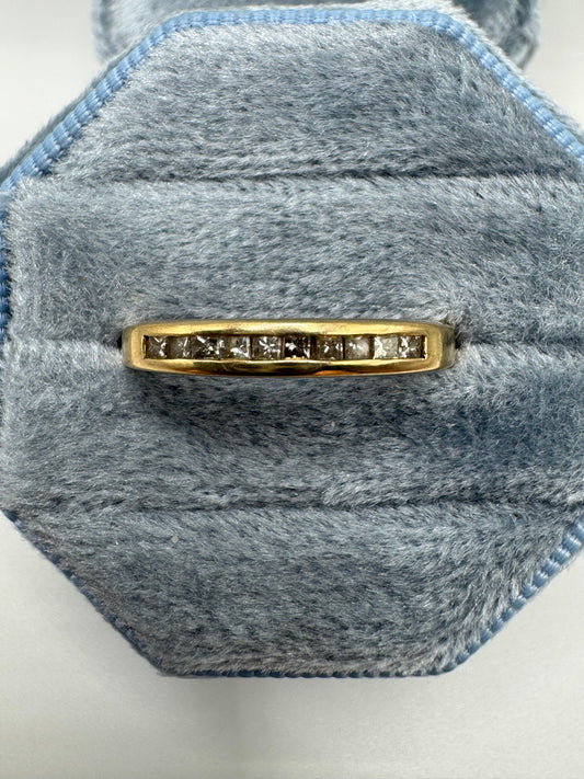 9ct gold diamond ring