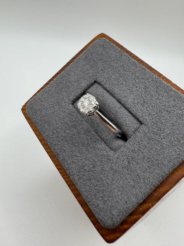 9ct white gold diamond ring