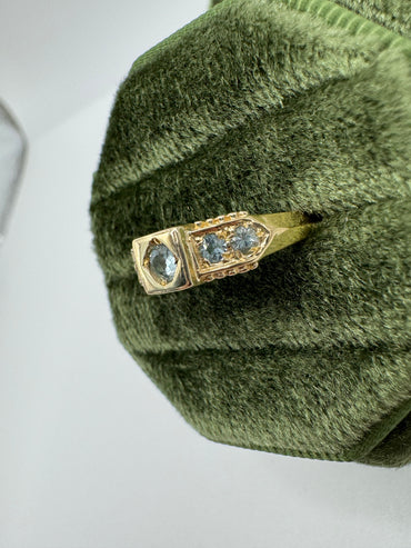 9ct gold 5 stone topaz gypsy ring