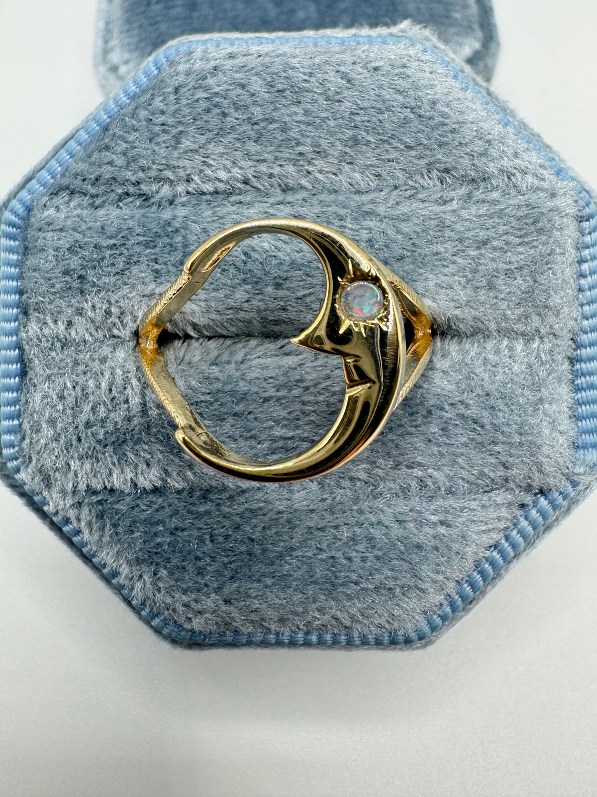 9ct gold opal moon ring
