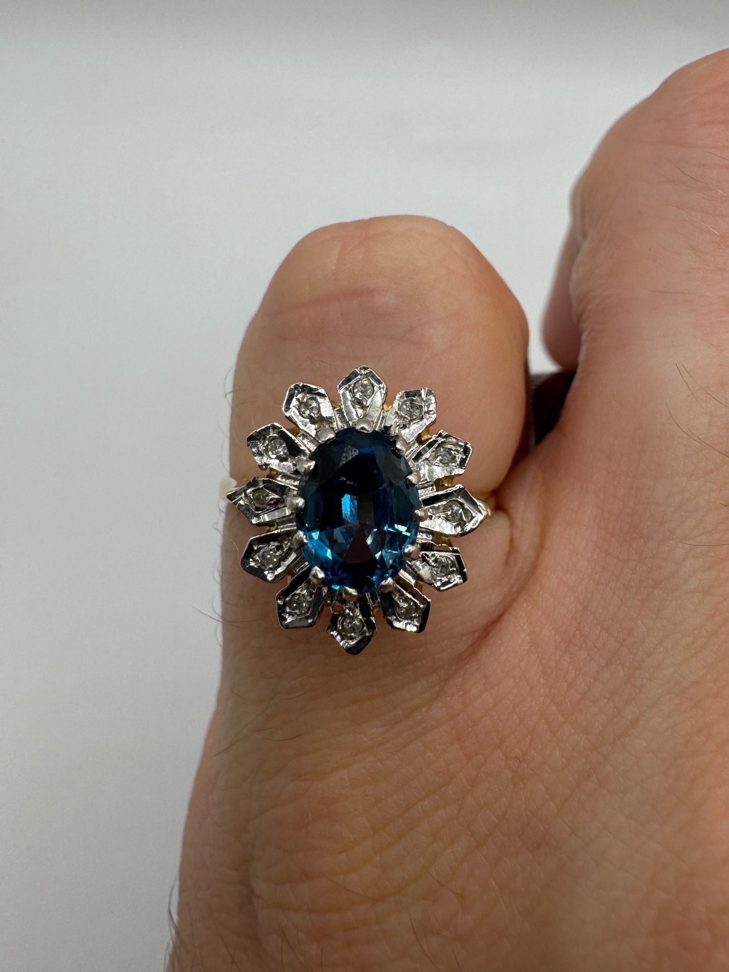 9ct gold topaz and diamond ring