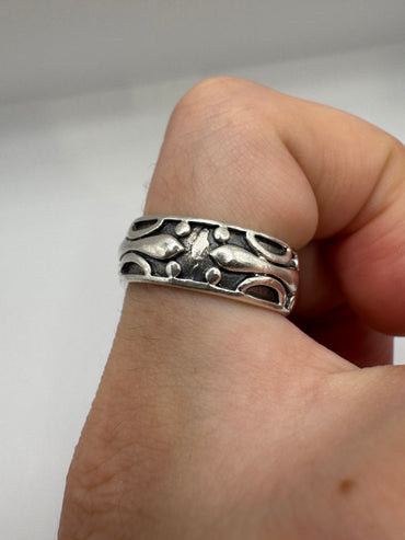 Silver engraved band (8.5-Q1/2)
