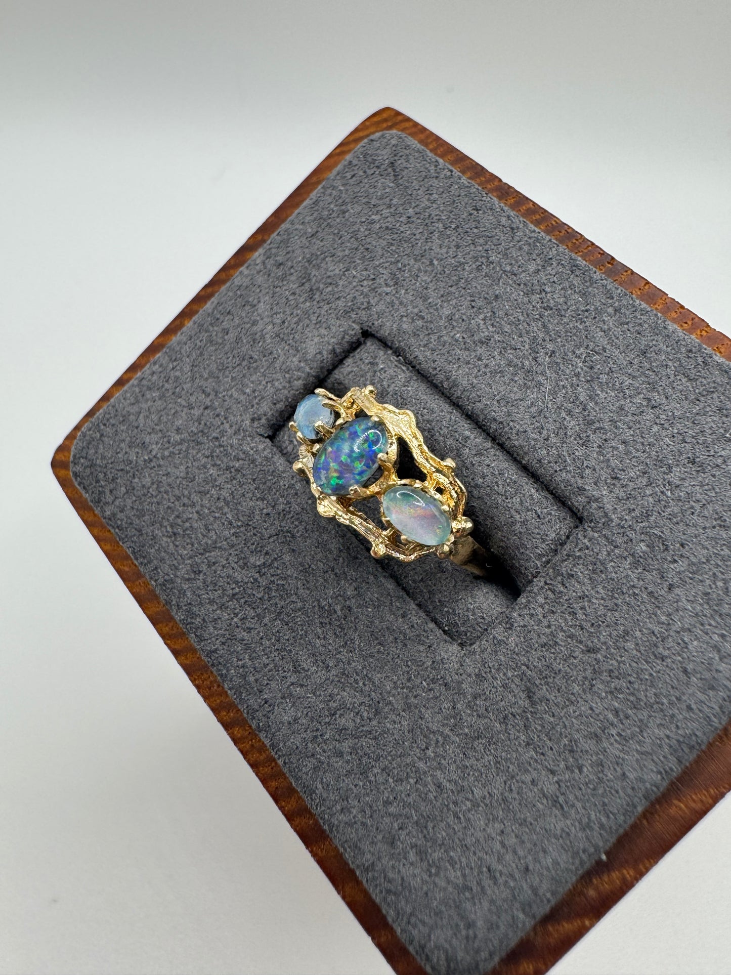 9ct gold black opal triplet ring