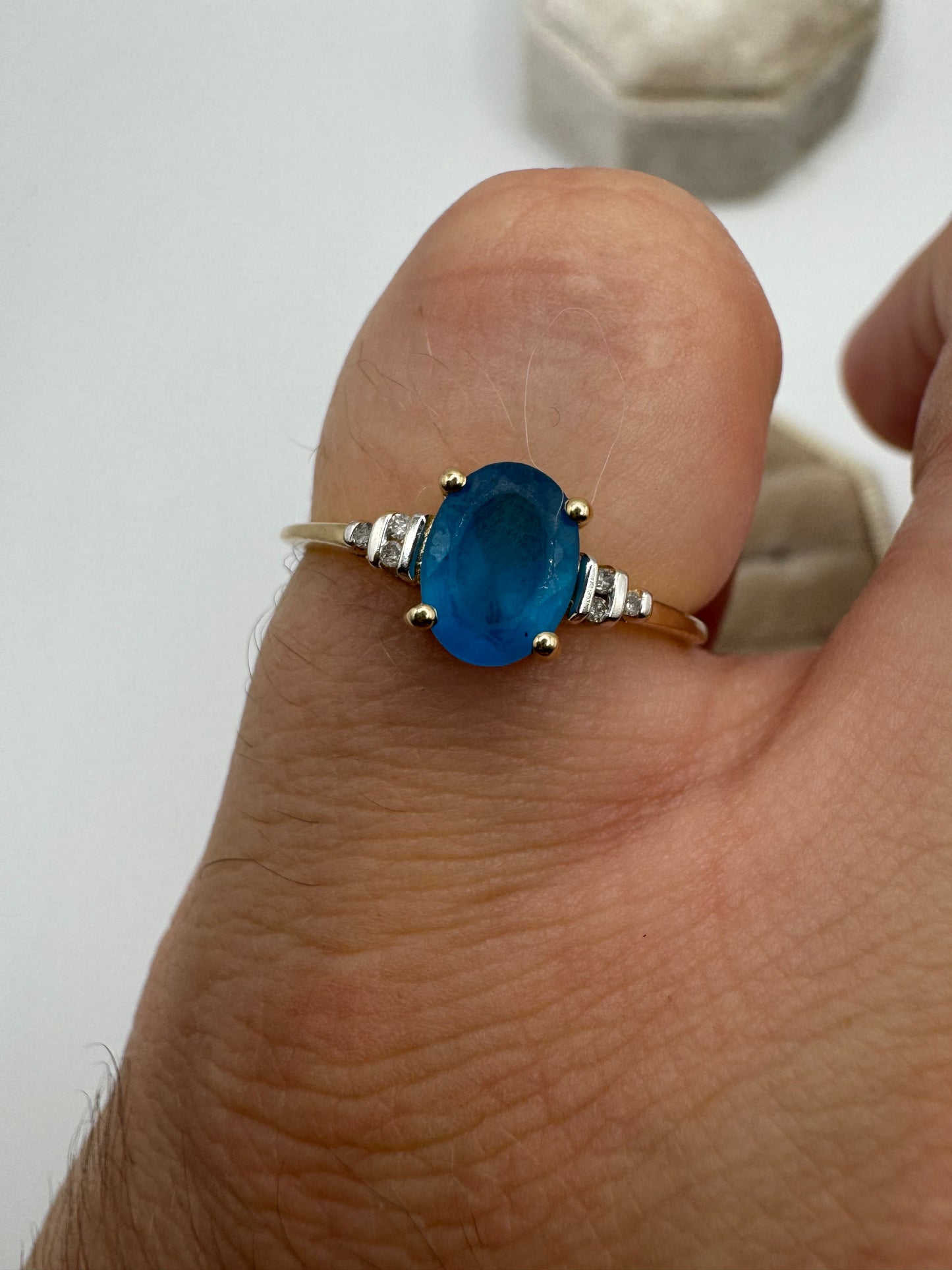 9ct gold blue apatite and diamond ring