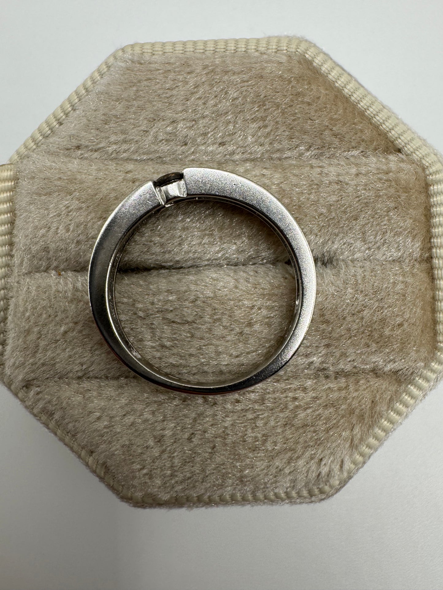 9ct white gold cognac diamond ring
