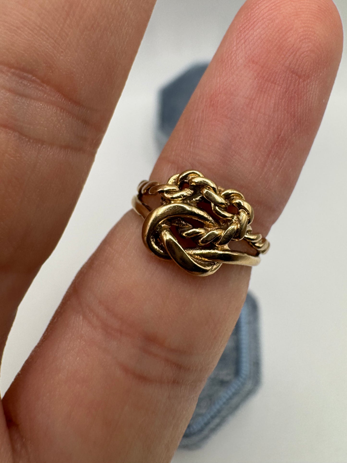 9ct gold knot ring
