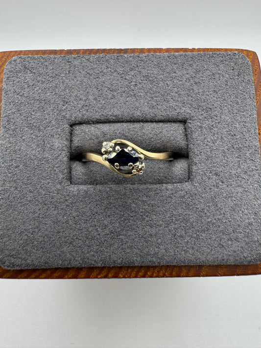 9ct gold sapphire and diamond ring