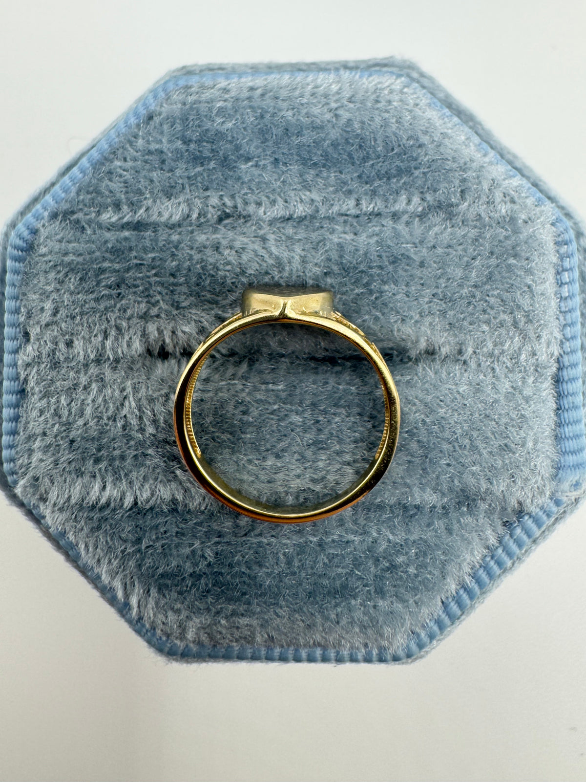 9ct gold heart ring