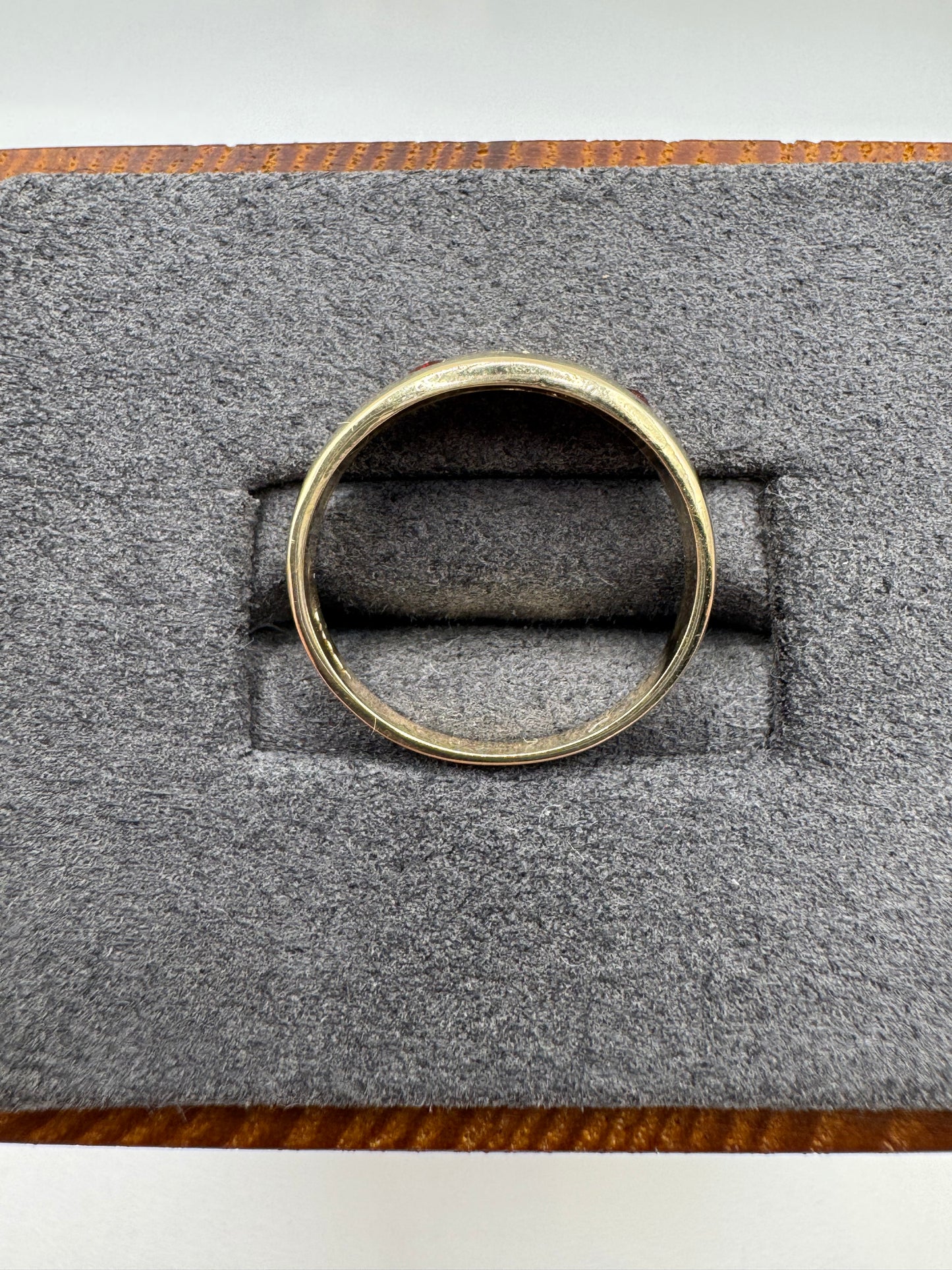 9ct gold garnet and diamond gypsy ring