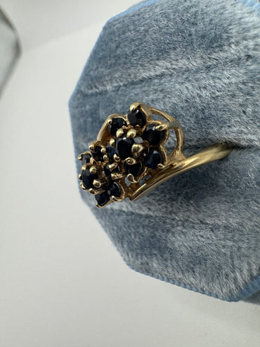 9ct gold sapphire cluster ring
