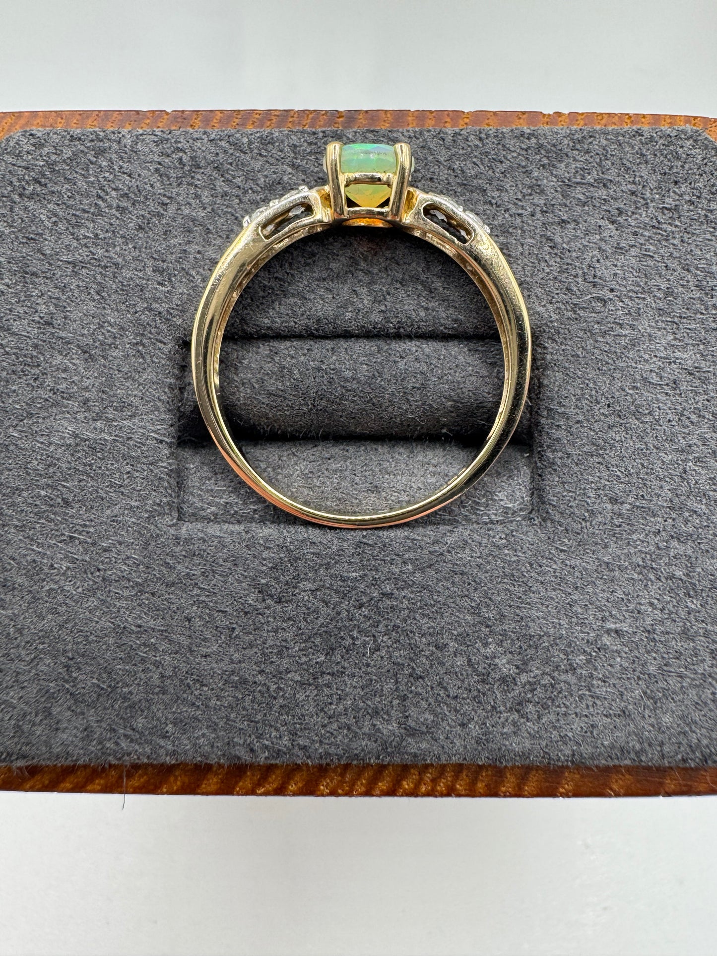 9ct gold opal and zircon ring