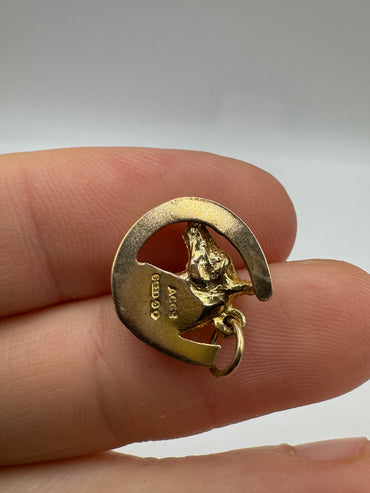 9ct gold lucky horse and horseshoe charm