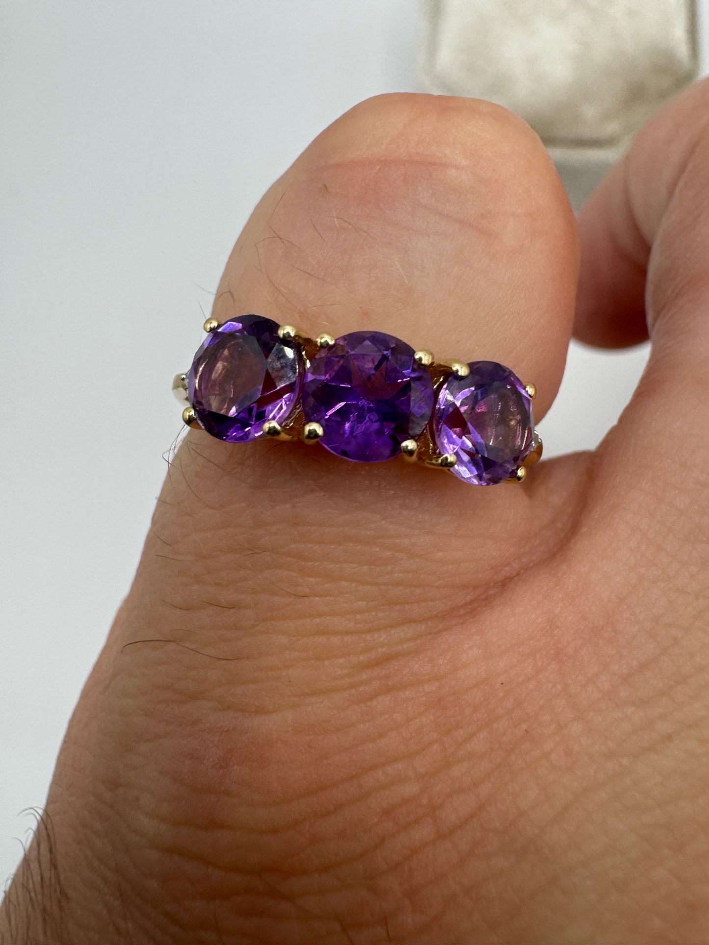 9ct gold amethyst and diamond ring
