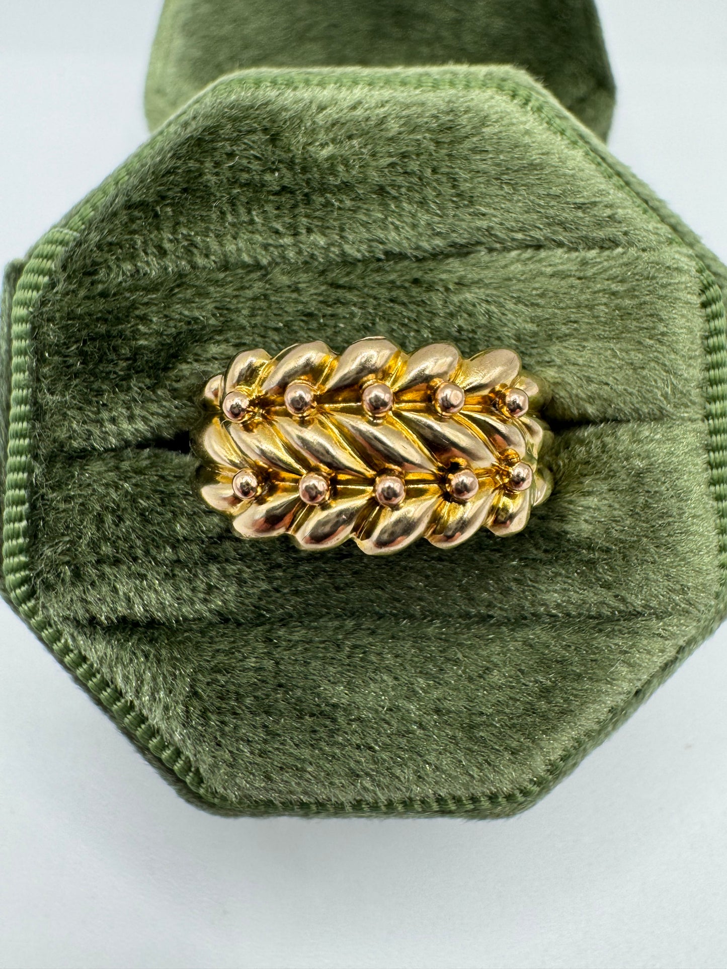 Antique 9ct gold keepers ring