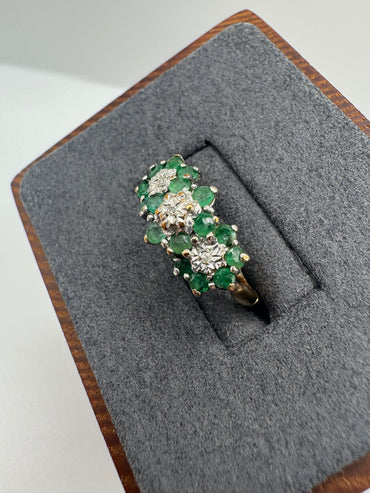 9ct gold emerald and diamond ring