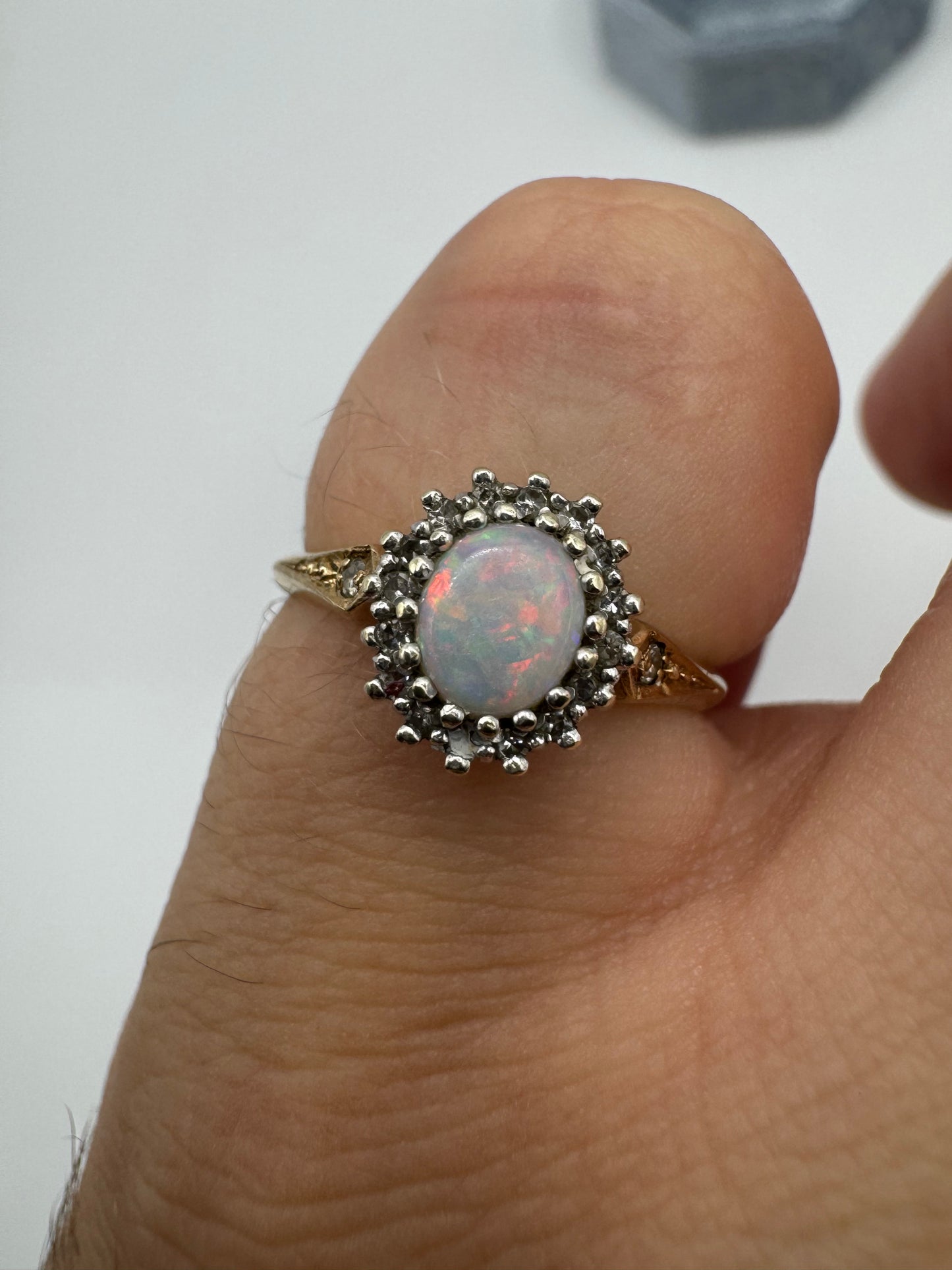 9ct gold opal and diamond ring