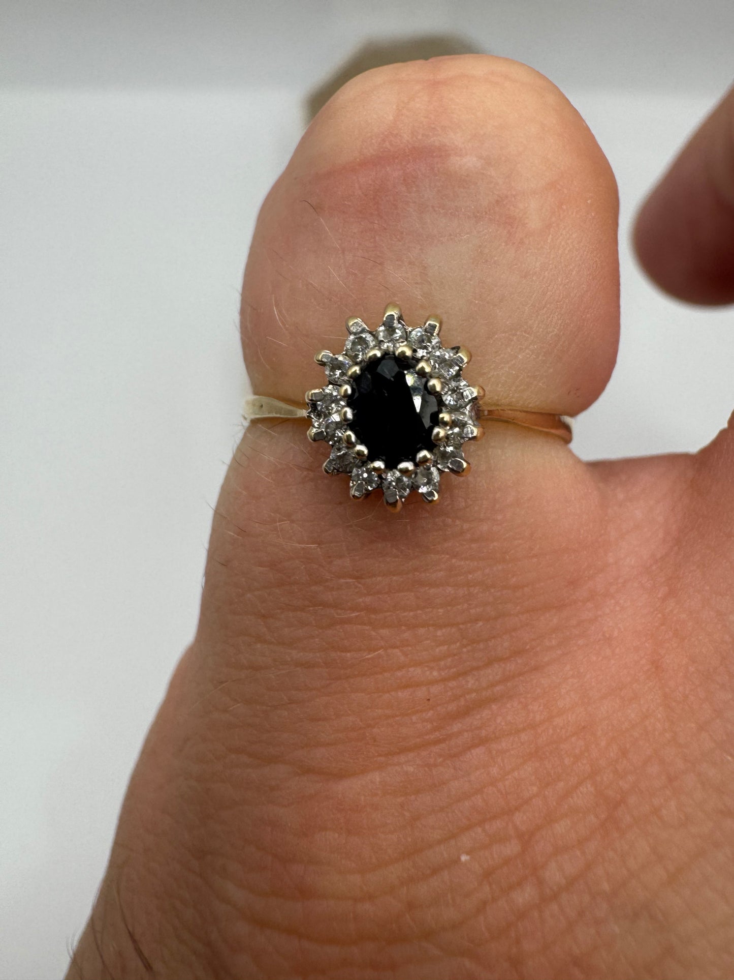 9ct gold sapphire and cz ring