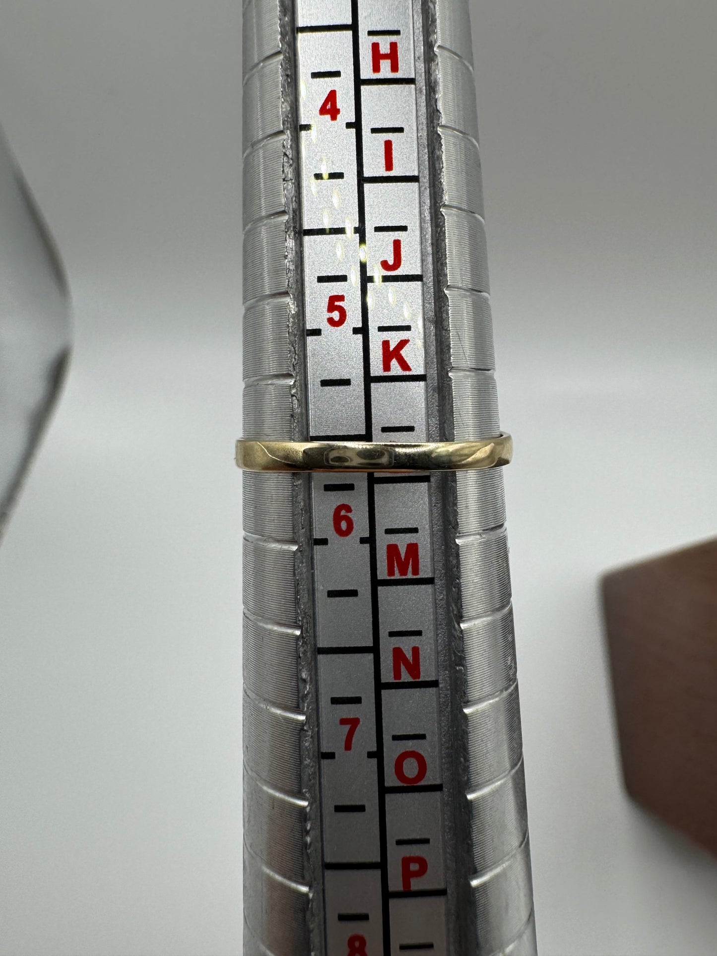 9ct gold signet ring