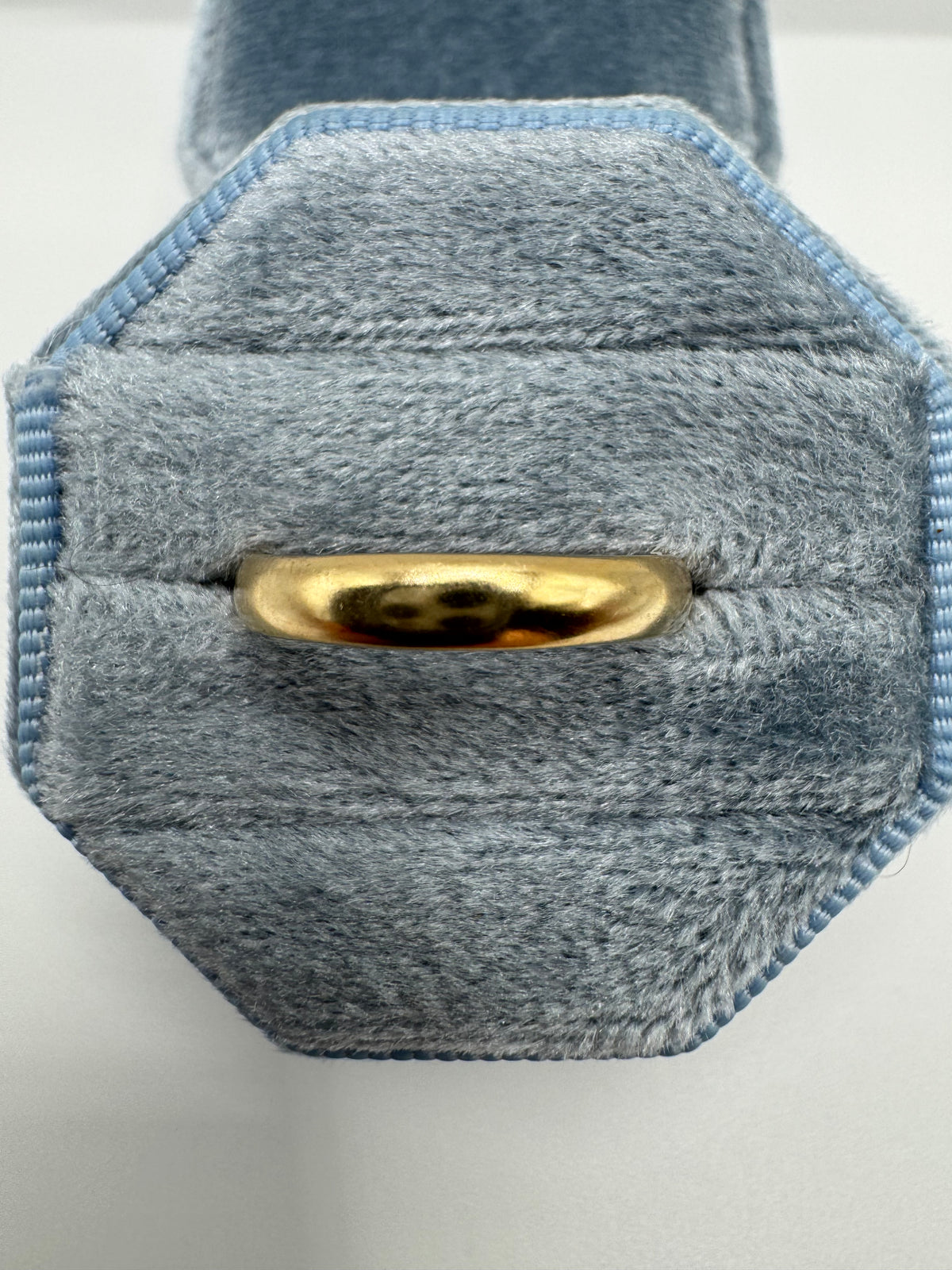 9ct gold band