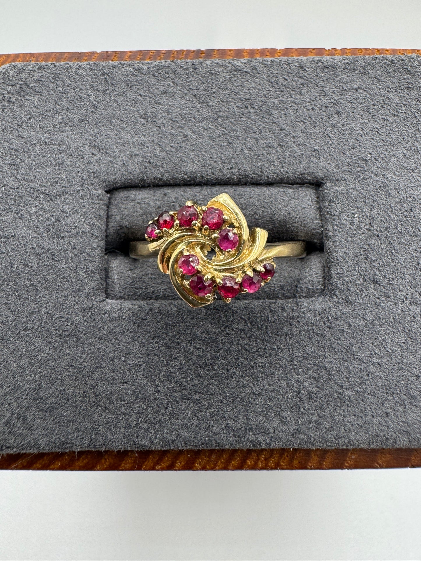 9ct gold ruby cluster ring
