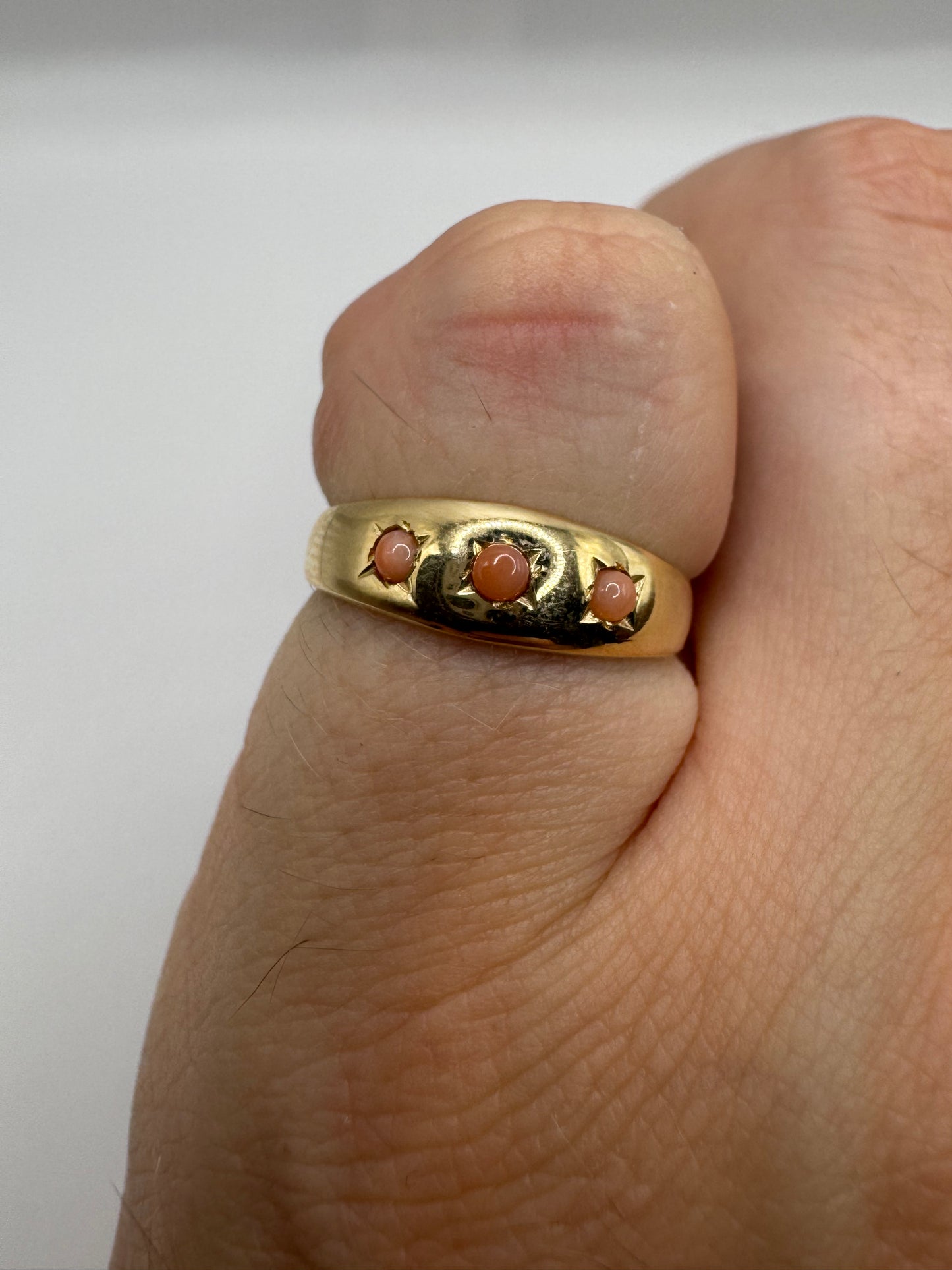 9ct gold coral gypsy ring