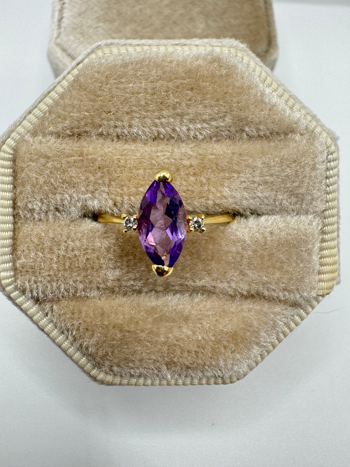 9ct gold amethyst and diamond ring