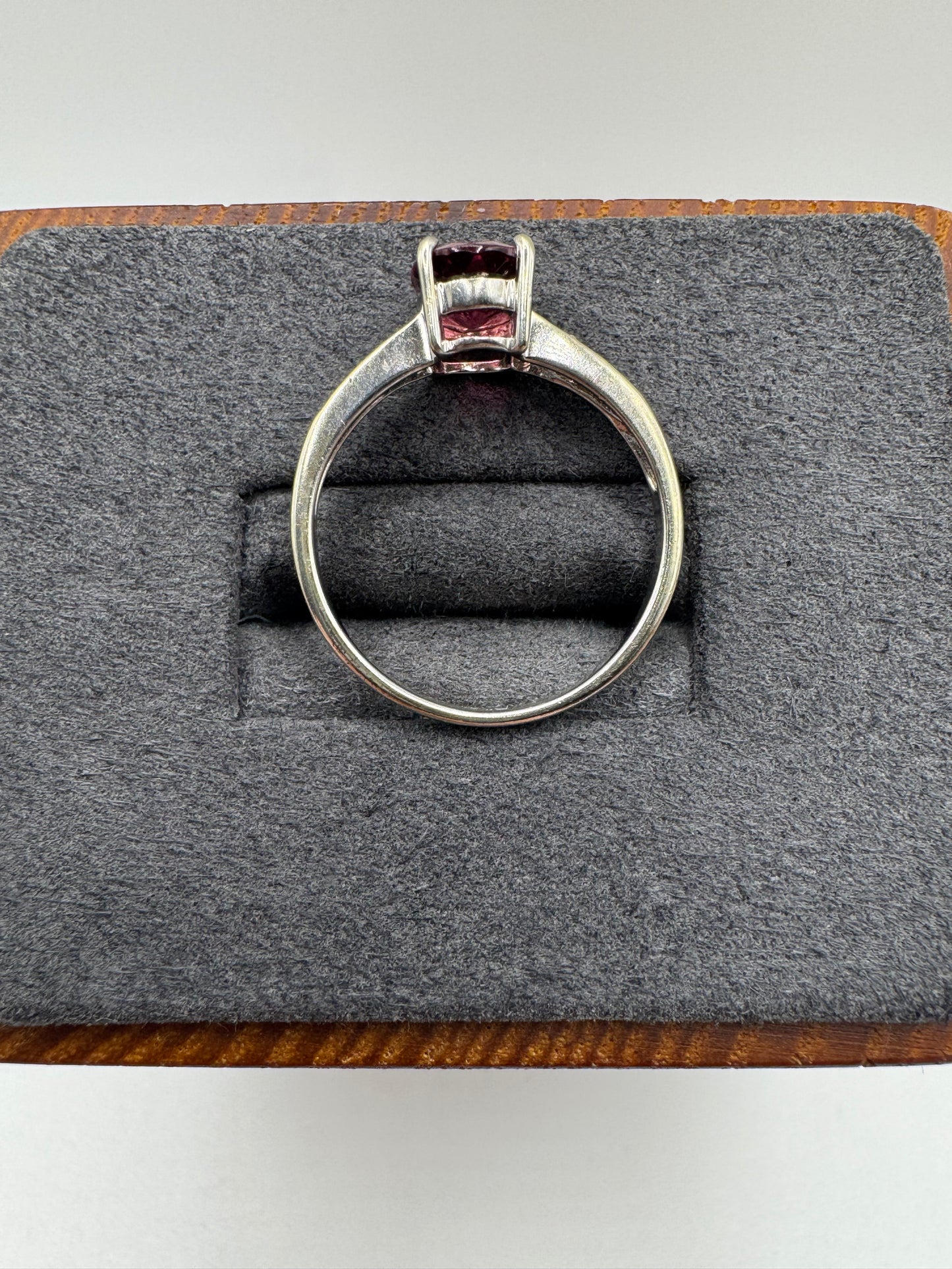 9ct white gold tourmaline and diamond ring