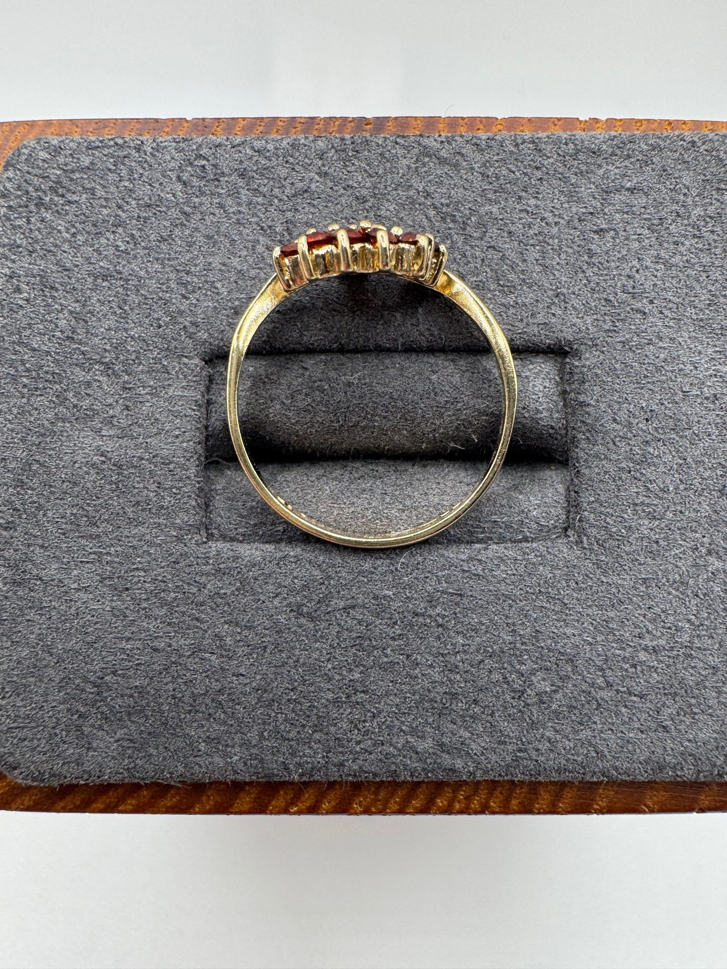 9ct gold garnet wishbone cluster ring