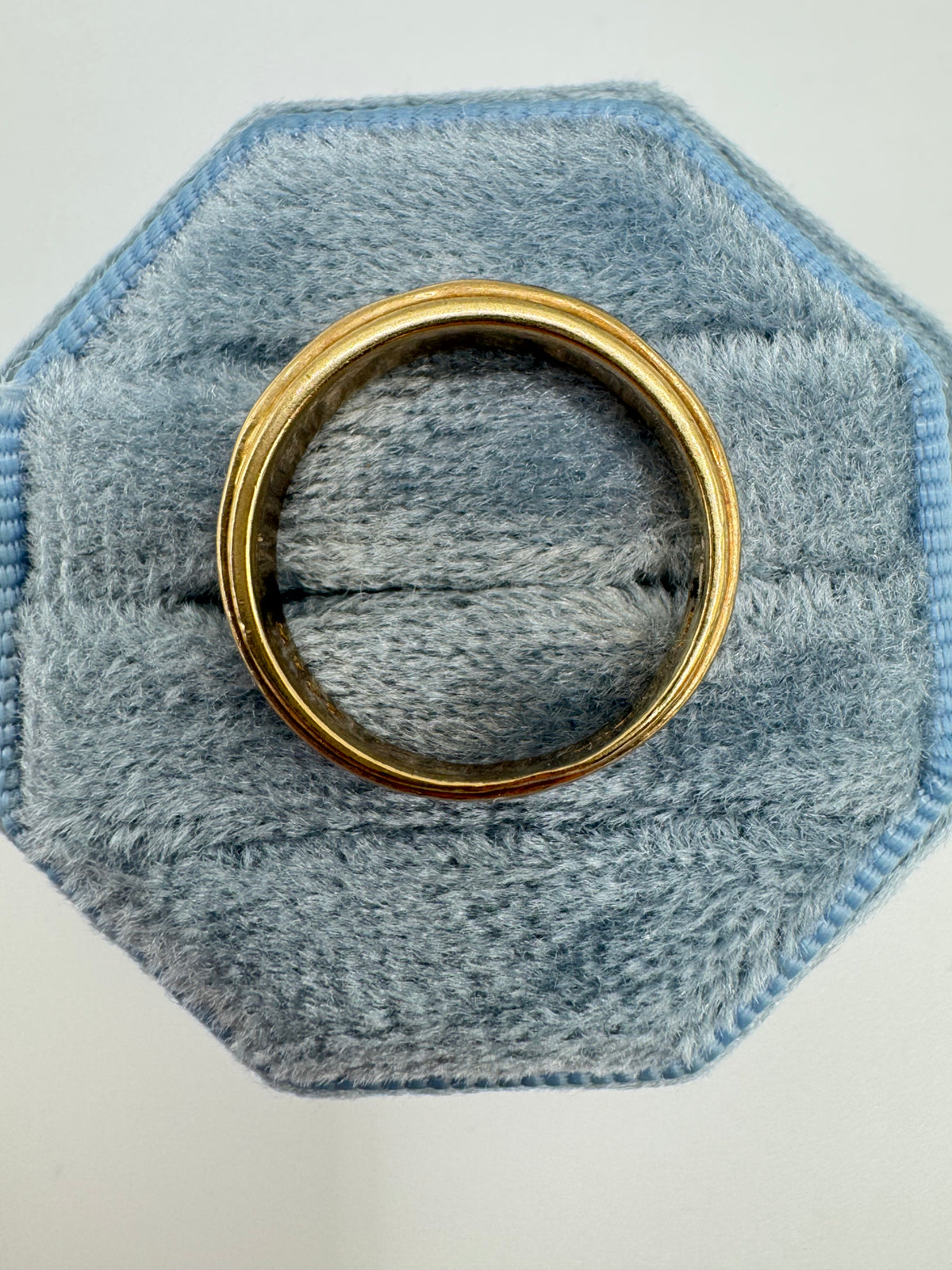 9ct gold 30 point diamond band