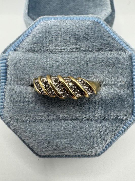 9ct gold diamond croissant ring