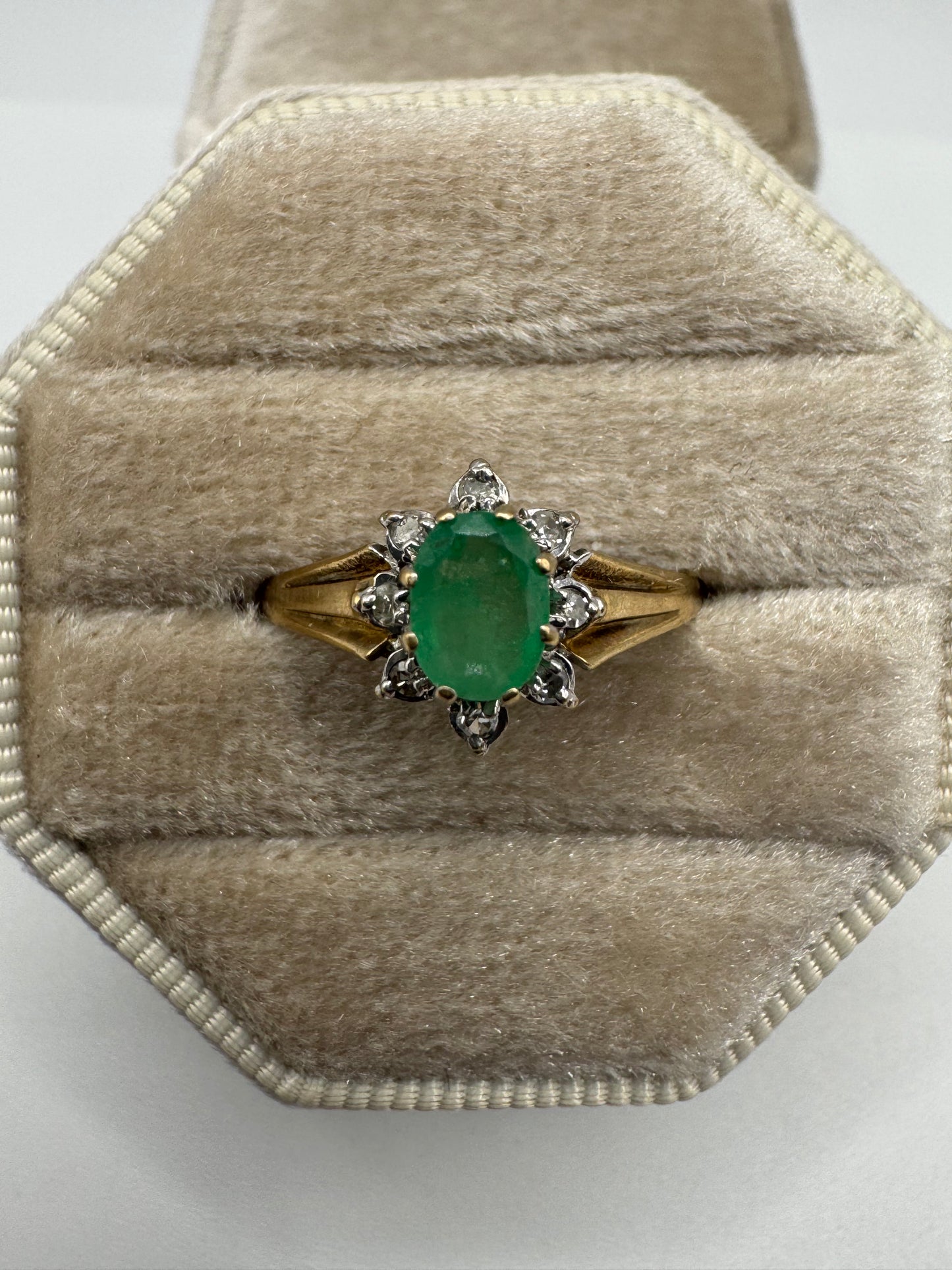 9ct gold emerald and diamond cluster ring
