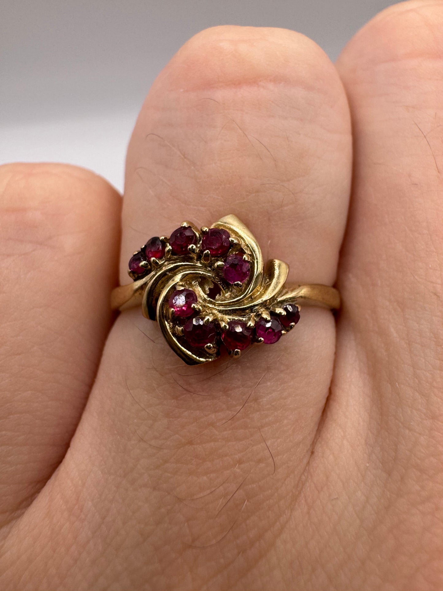 9ct gold ruby cluster ring