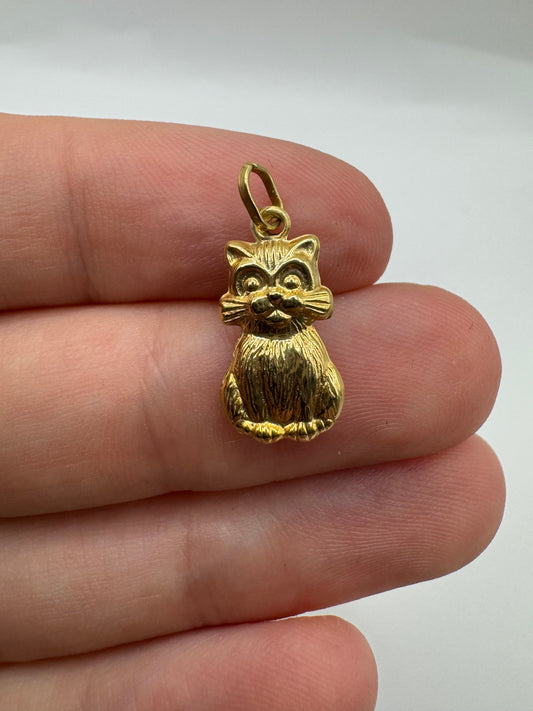 9ct gold cat charm