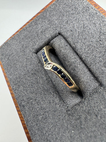 9ct gold sapphire and diamond wishbone ring
