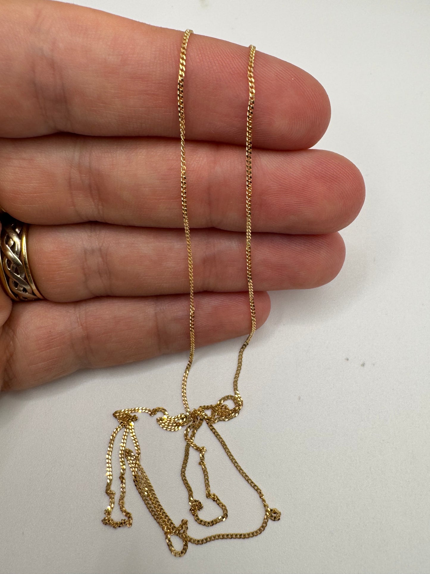 9ct gold curb chain 50 22”