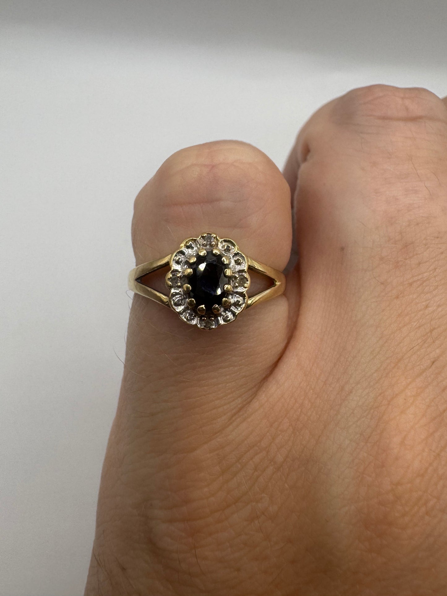 9ct gold sapphire and diamond ring