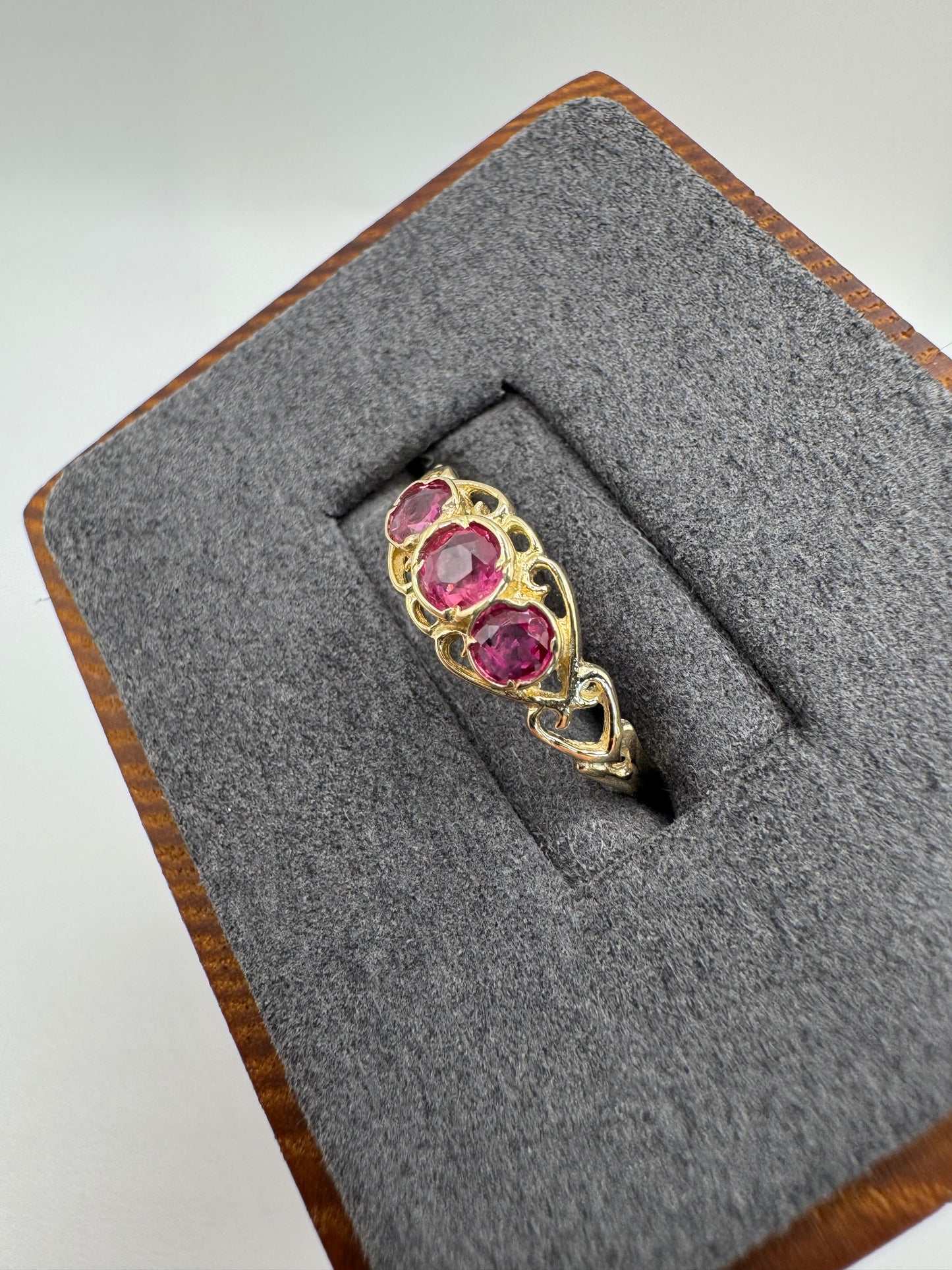 9ct gold ruby ring