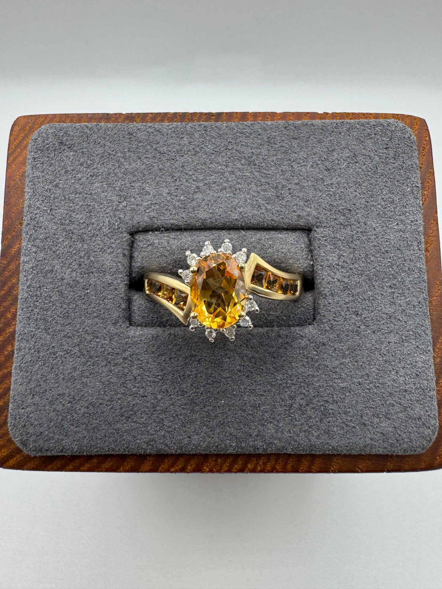 9ct gold citrine and diamond ring
