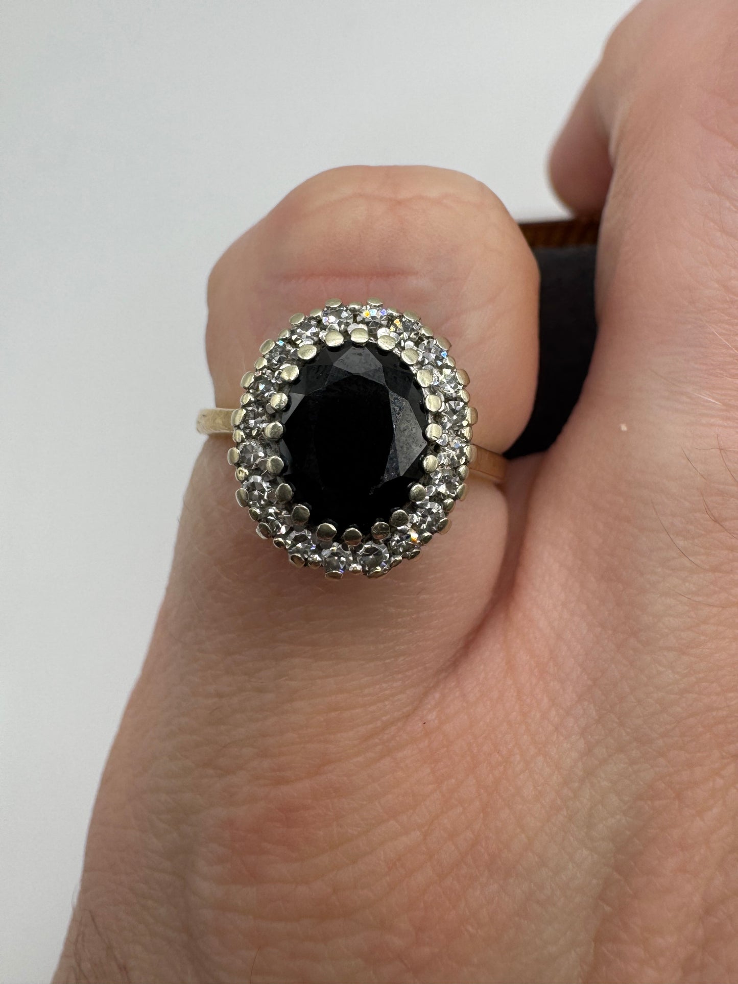 9ct gold sapphire and diamond cluster ring