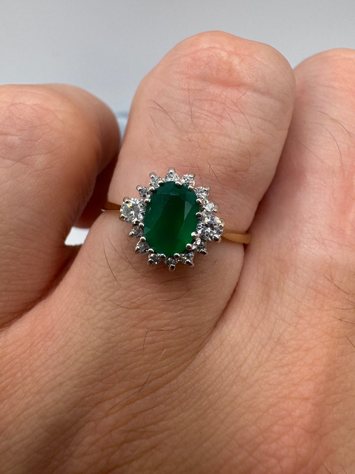9ct gold agate and cz ring