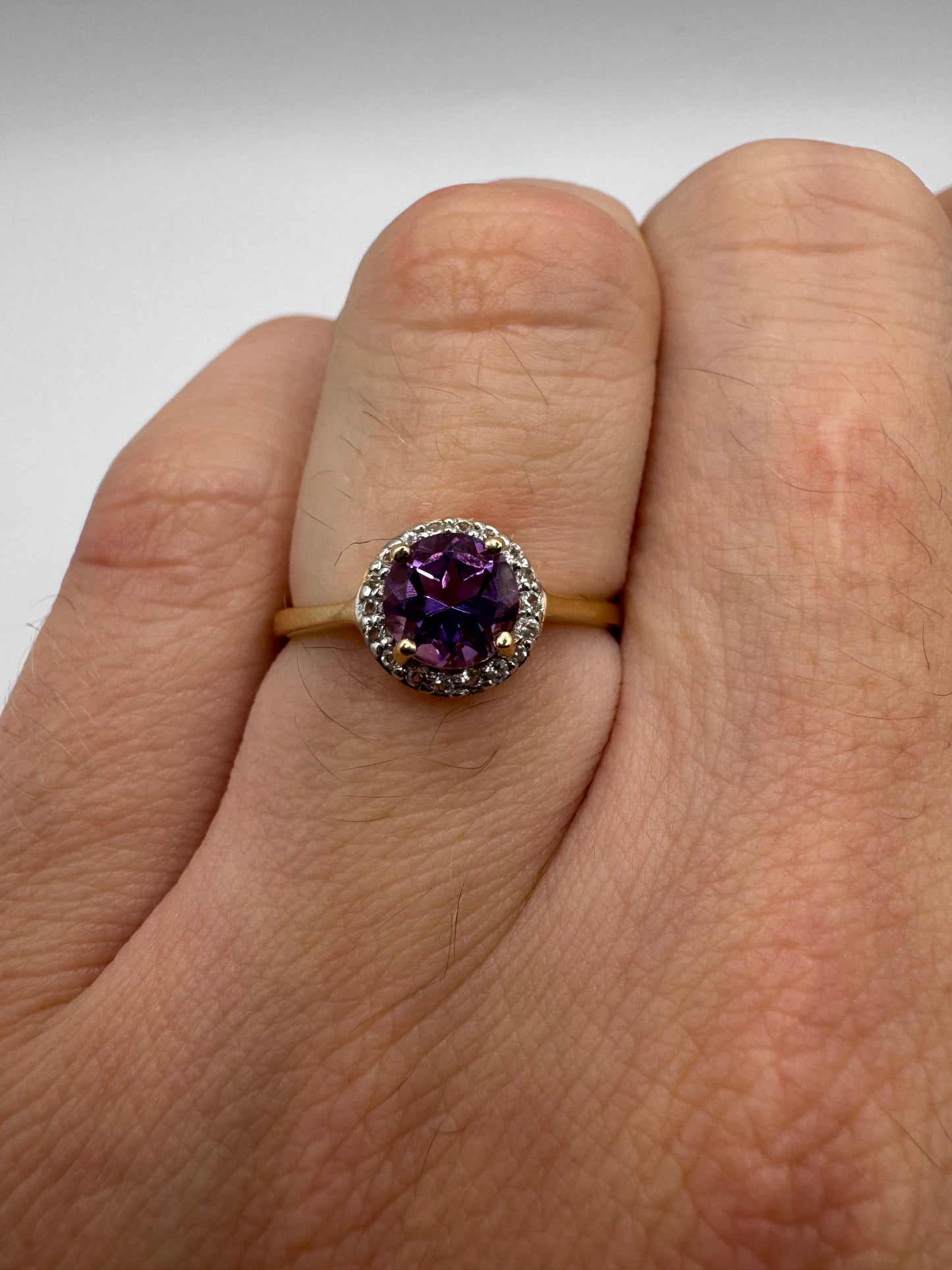 9ct gold amethyst and diamond ring