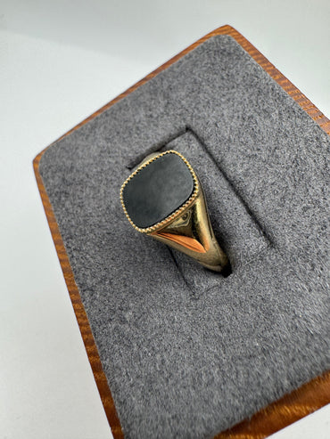 9ct gold onyx signet ring