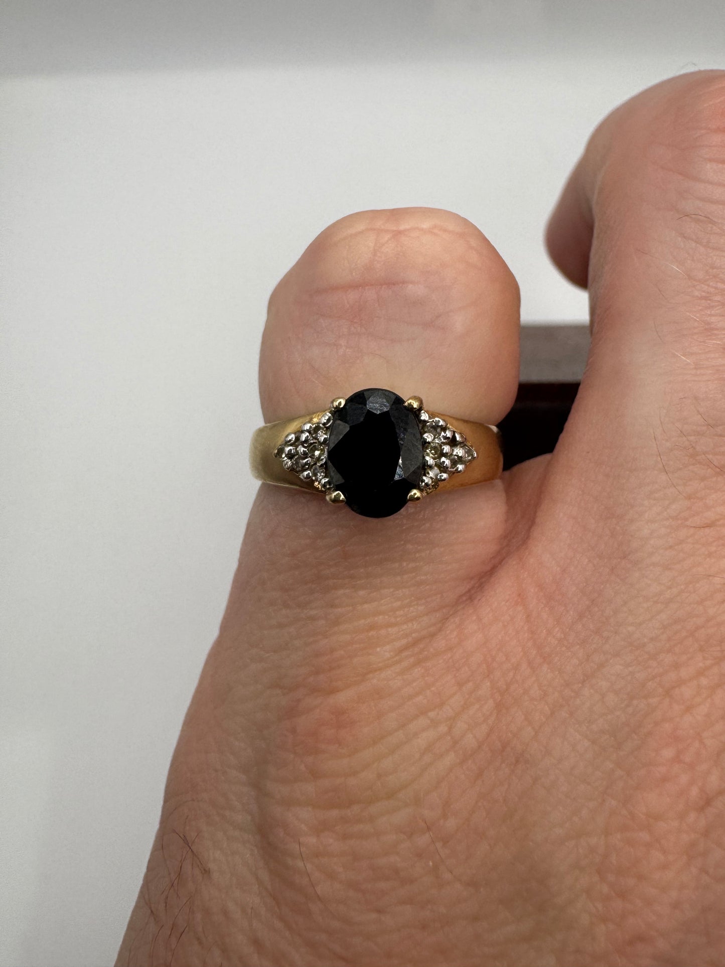 9ct gold sapphire and diamond ring