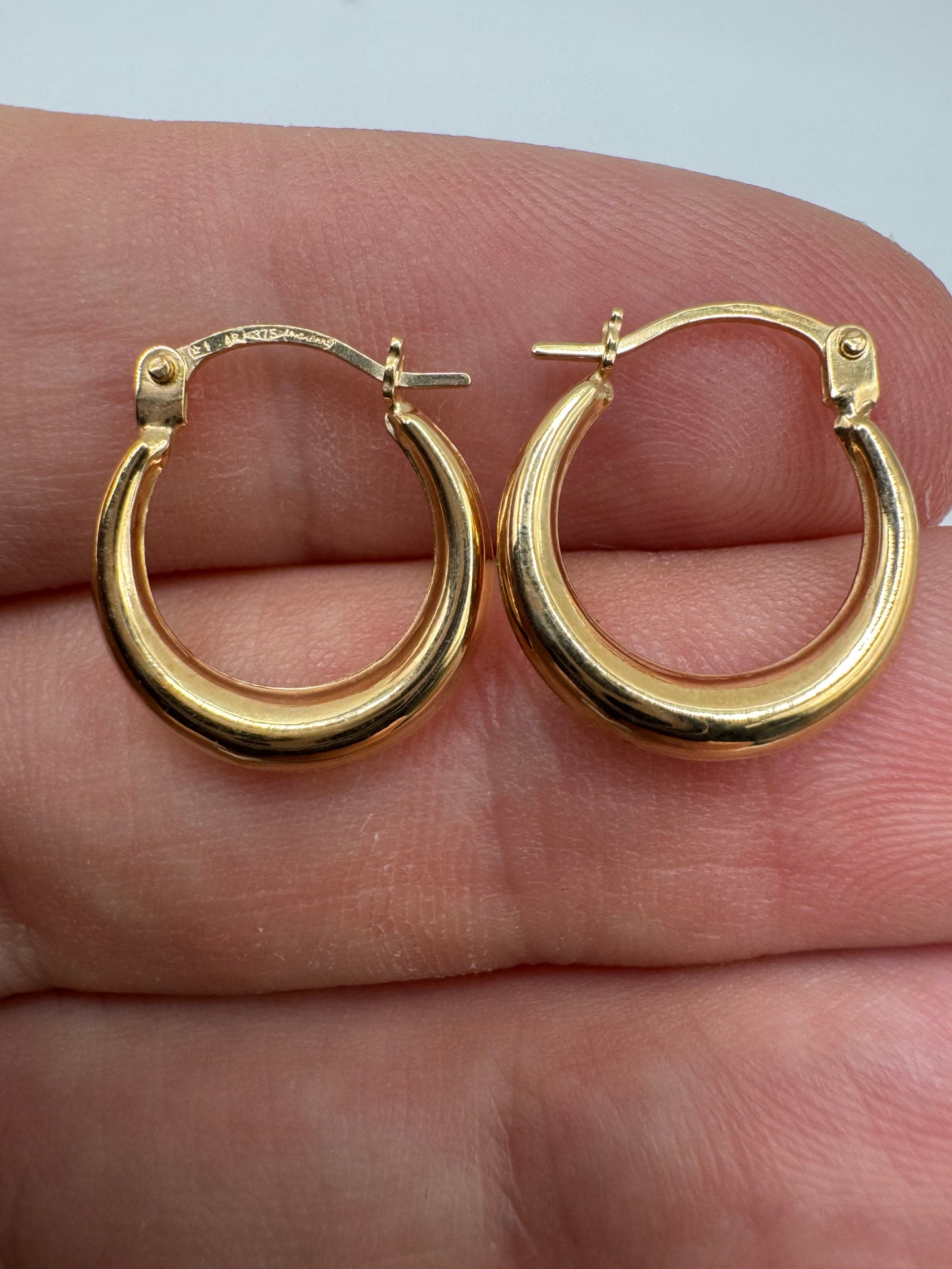 9ct gold creole earrings