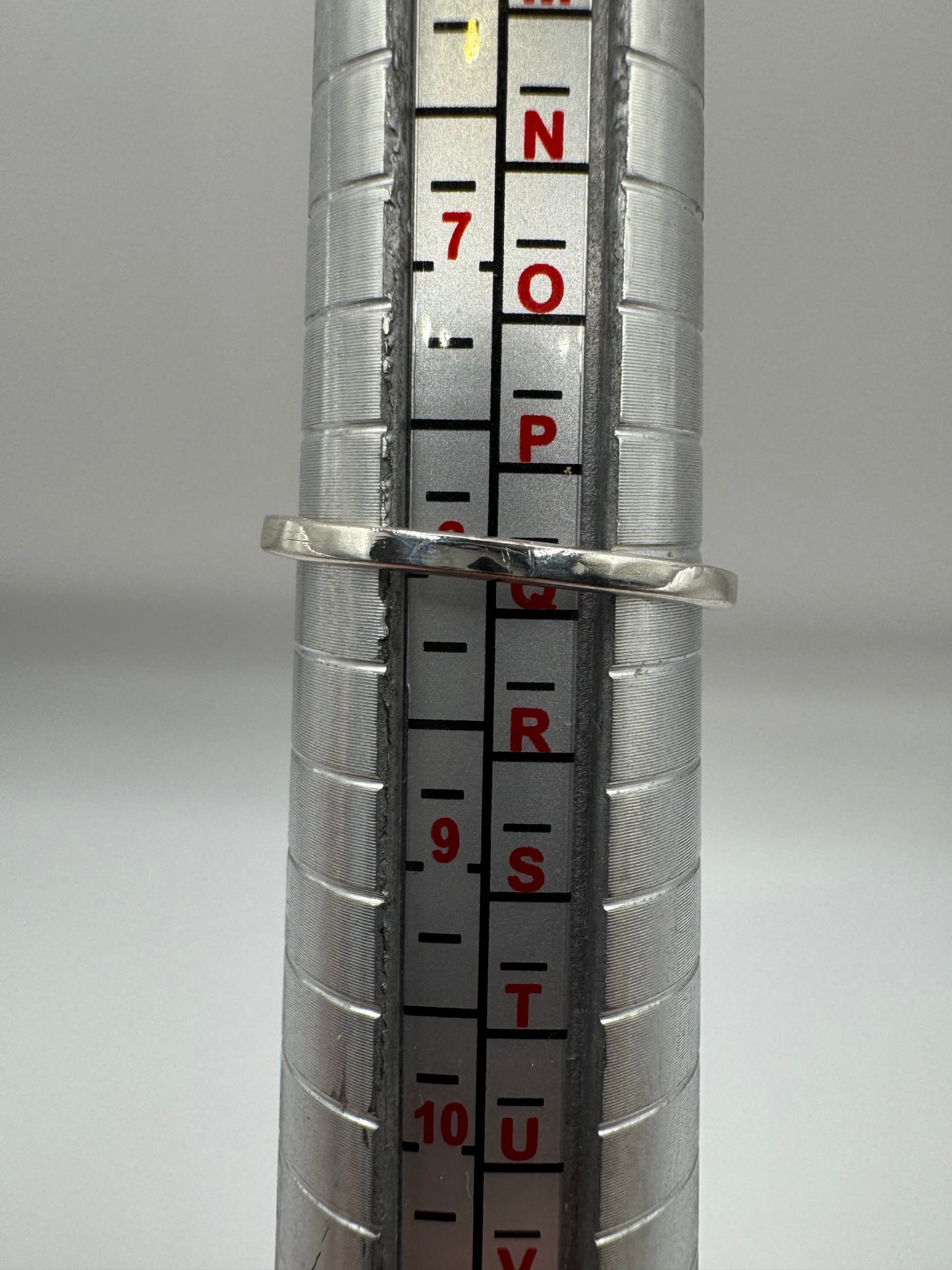 Silver quartz ring (8-P1/2)